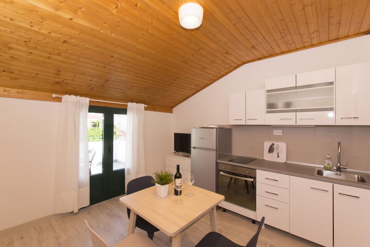 Apartments Branko Vodice Eksteriør billede